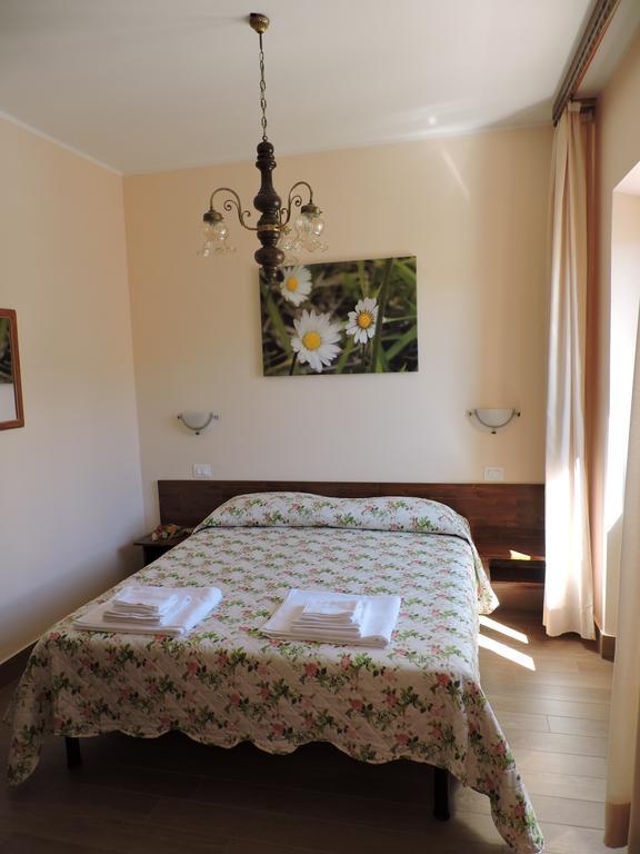 Villa Tardioli คาสเตลลุคชิโอ ภายนอก รูปภาพ